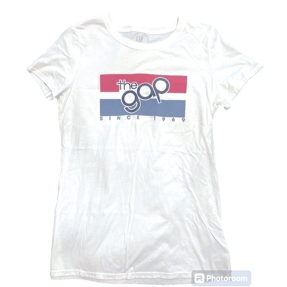 GAP Tops - Women’s Gap Short Sleeve Tee | Small